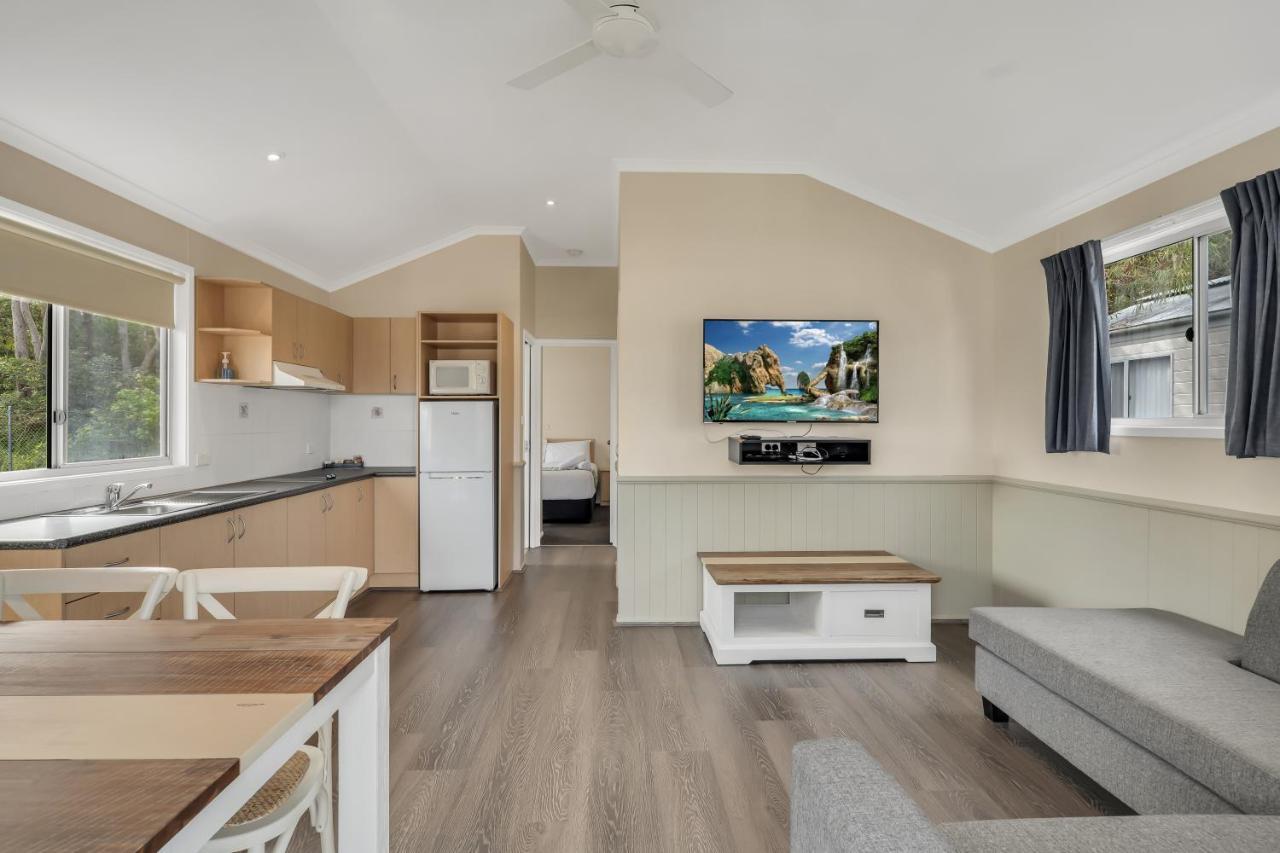 One Mile Ingenia Holidays Middle Rock מראה חיצוני תמונה